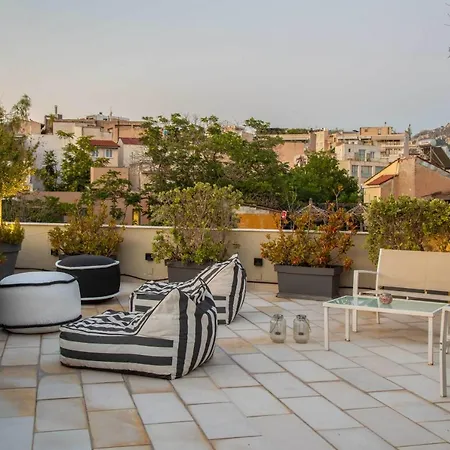 Apartment 85 Sqm In The Heart Of Shared Rooftop Deck *