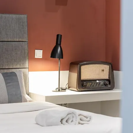 85 Sqm In The Heart Of Shared Rooftop Deck Apartment